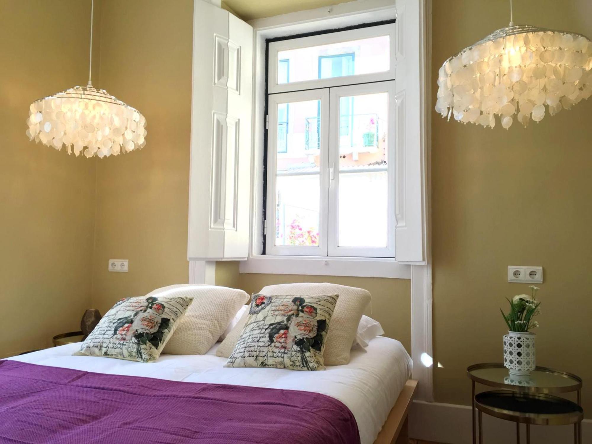 Apartment Sm2 Romantic By The Gardens Pr Real & Bairro Alto Lissabon